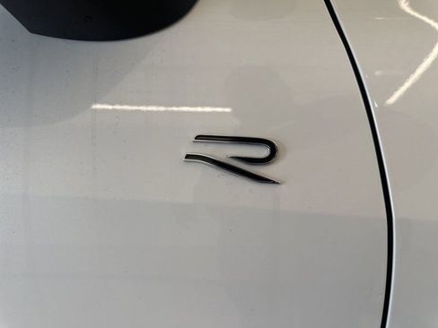 New 2026 Volkswagen Tiguan SE R-Line AWD/4WD image 23