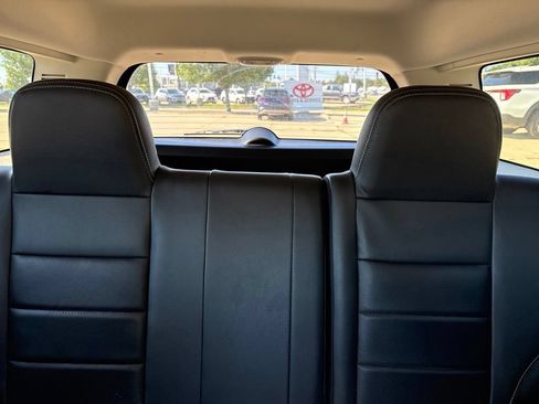 Used 2016 Jeep Patriot High Altitude FWD image 18