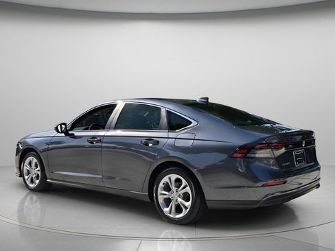Certified 2025 Honda Accord LX image 7