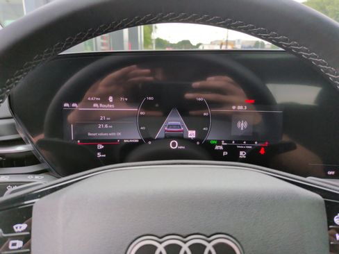 Used 2025 Audi Q5 Premium AWD/4WD image 20
