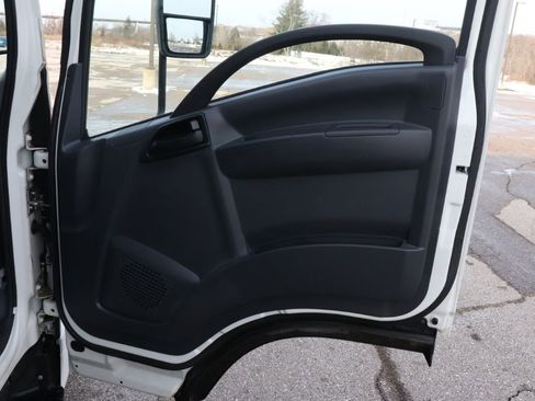 Used 2023 Chevrolet Low Cab Forward 5500XD image 31