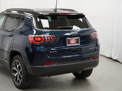 New 2026 Jeep Compass Limited image 12