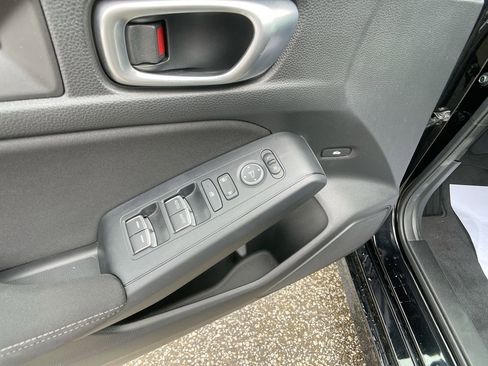 Used 2023 Honda Civic LX image 13