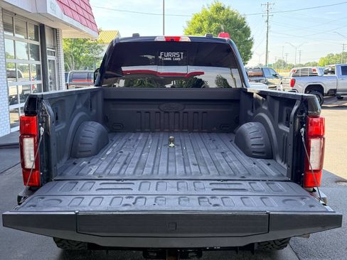 Used 2022 Ford F250 Lariat w/ Black Appearance Package AWD/4WD image 10