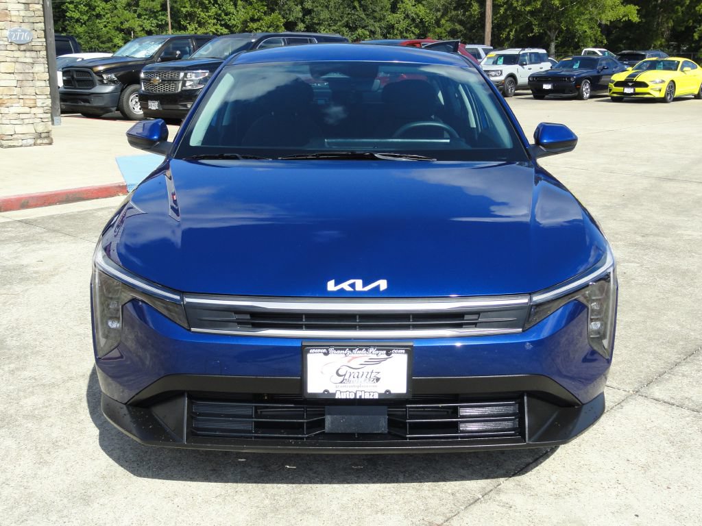 Used 2026 Kia K4 FWD image 2