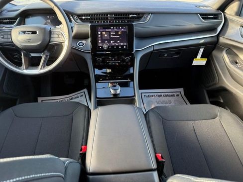 New 2026 Jeep Grand Cherokee L Laredo AWD/4WD image 9