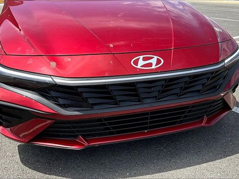 Used 2025 Hyundai Elantra Sport FWD image 21