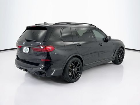 Used 2021 BMW X7 xDrive40i w/ M Sport Package AWD/4WD image 5