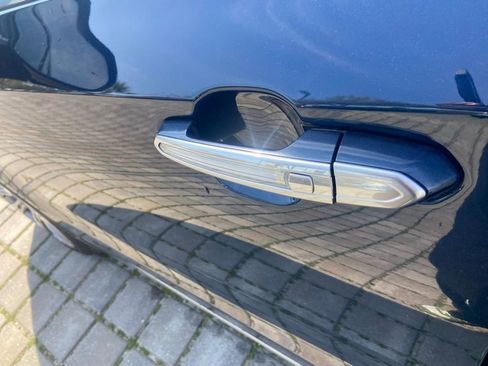 Used 2019 Cadillac XT4 Premium Luxury image 10