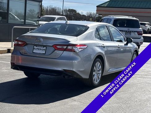 Used 2020 Toyota Camry LE image 3