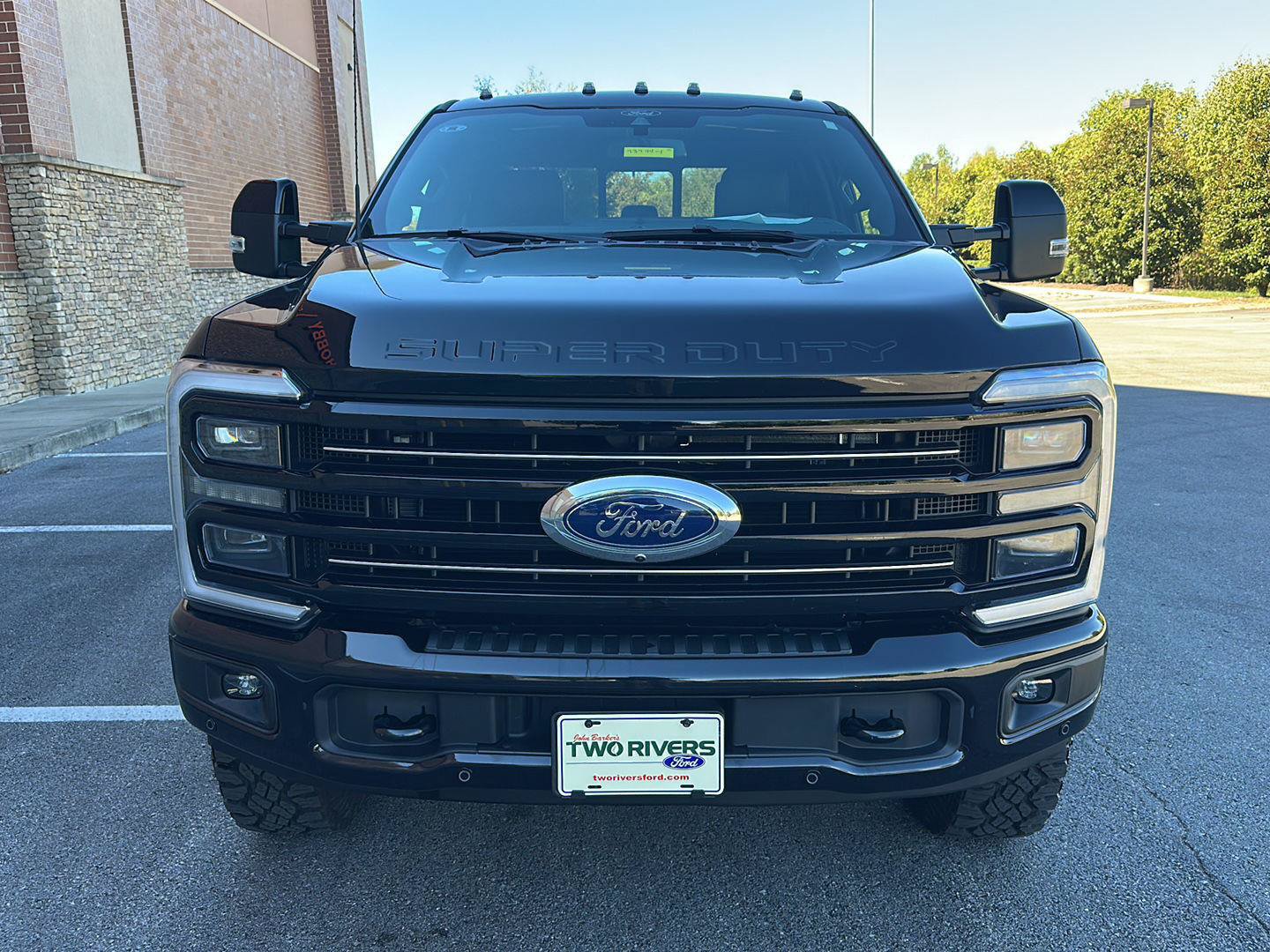Used 2026 Ford F250 Platinum w/ Tremor Off-Road Package AWD/4WD image 8