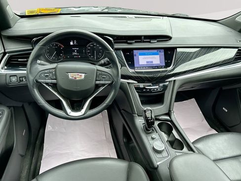 Used 2020 Cadillac XT6 Premium Luxury AWD/4WD image 25