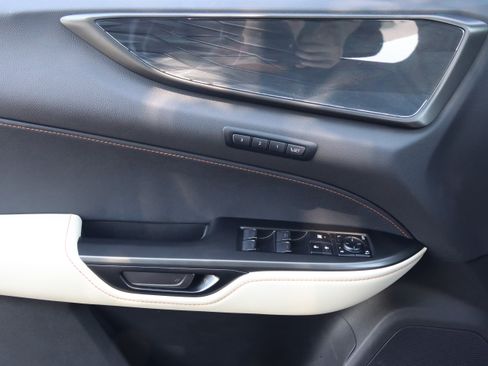 Used 2023 Lexus NX 350 AWD image 12