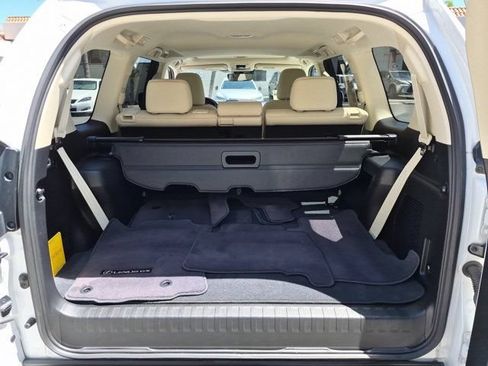 Used 2021 Lexus GX 460 Premium w/ Premium Package AWD/4WD image 32