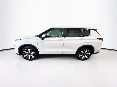 New 2026 Mitsubishi Outlander SE FWD image 27