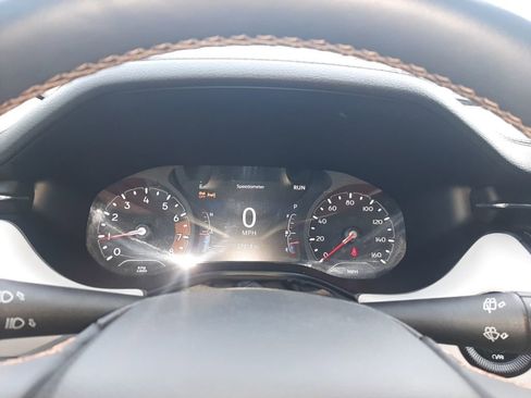 Used 2022 Jeep Compass Limited image 21