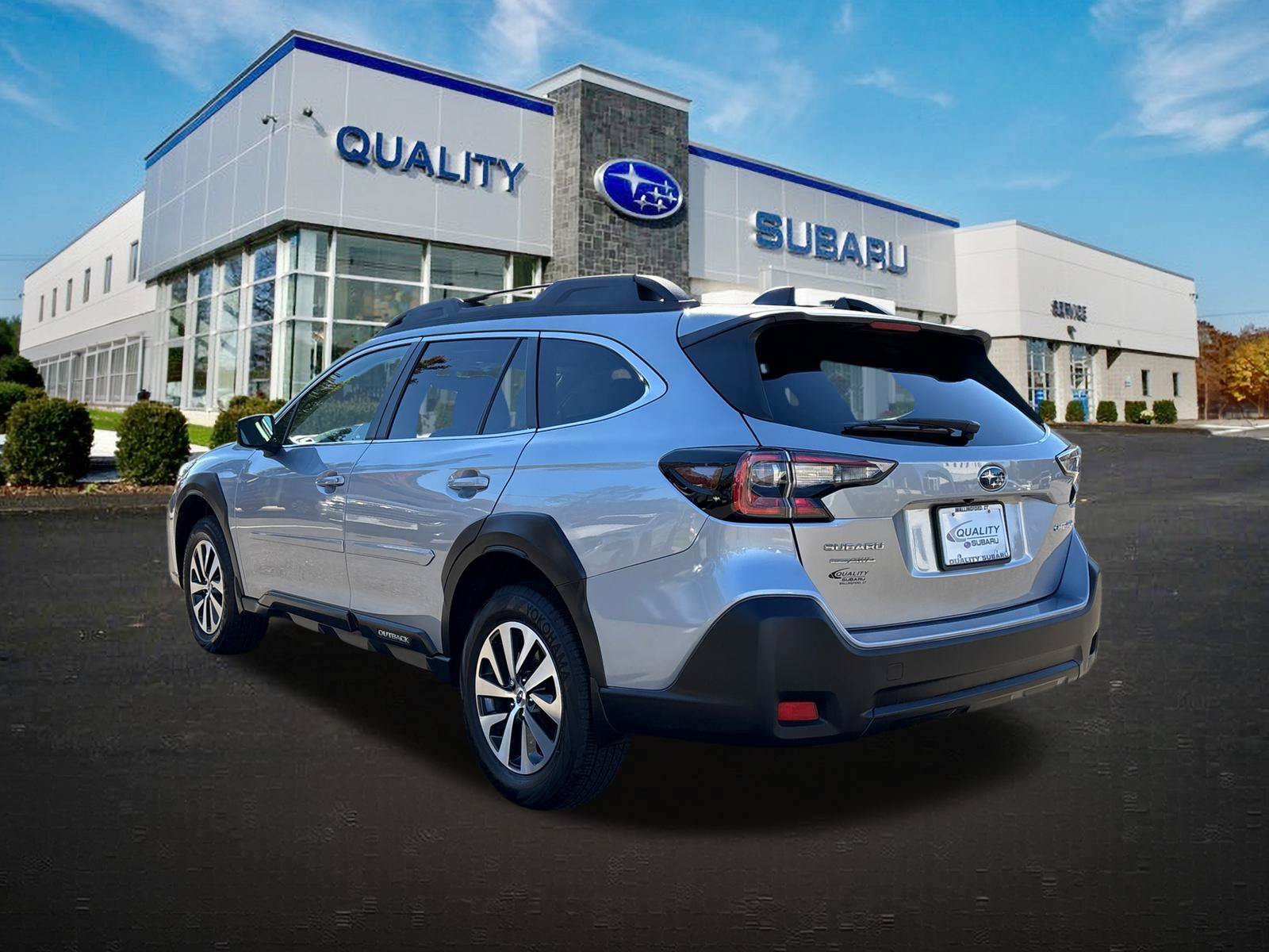 Used 2024 Subaru Outback Premium AWD/4WD image 2