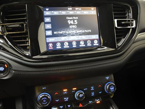 Used 2022 Dodge Durango SXT image 26