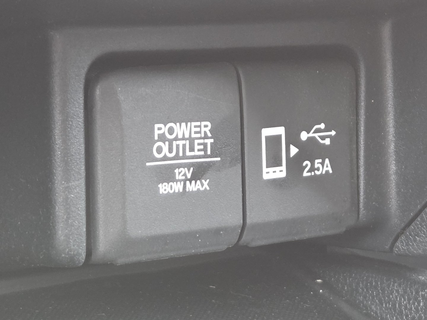 Used 2022 Honda Pilot Sport image 7