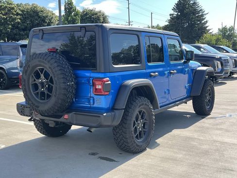 Used 2026 Jeep Wrangler Unlimited Sport AWD/4WD image 5
