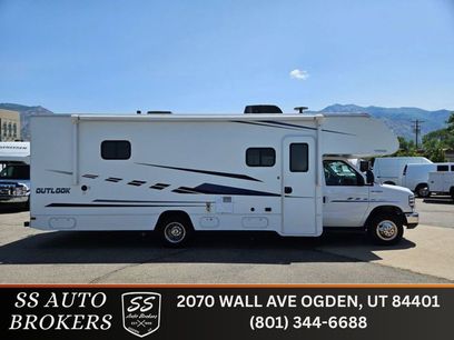 Used 2018 Ford E-450 and Econoline 450 Super Duty w/ Motorhome Prep Package