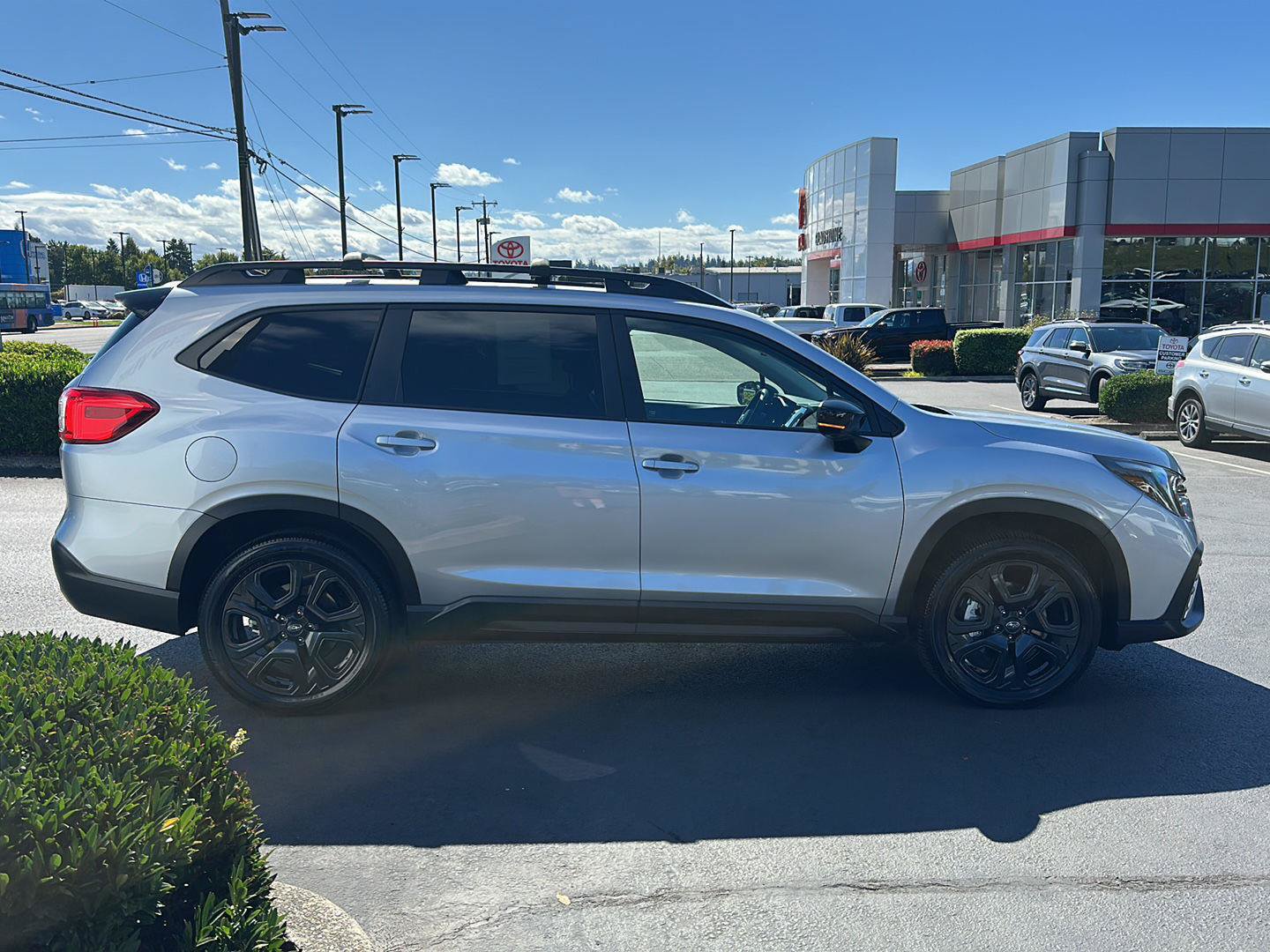 Used 2025 Subaru Ascent Bronze Edition w/ Popular Package #2 AWD/4WD image 7