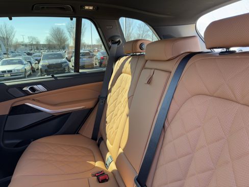 Used 2026 BMW X5 xDrive50e w/ M Sport Package image 34