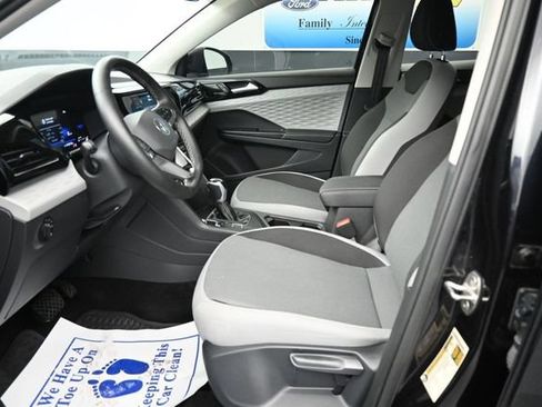 Used 2024 Volkswagen Taos S FWD image 12