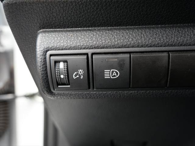 Certified 2025 Toyota Corolla LE FWD image 27