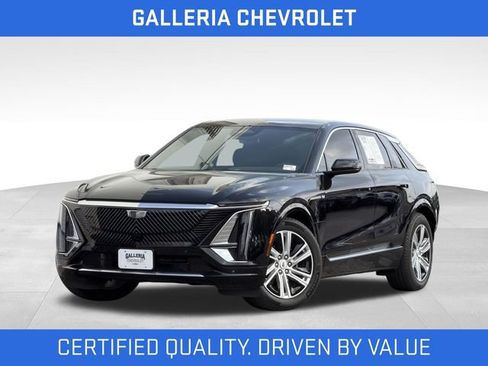 Certified 2024 Cadillac Lyriq Tech RWD image 2