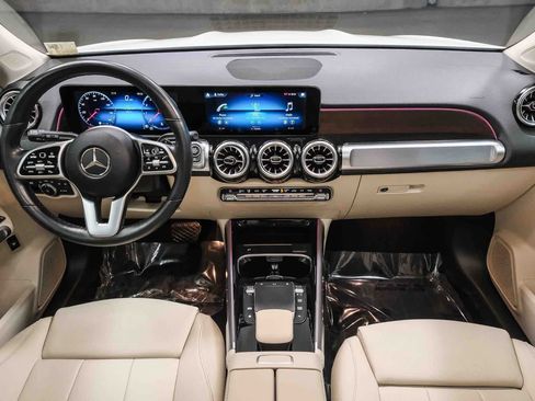 Certified 2023 Mercedes-Benz GLB 250 image 15