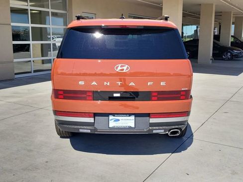 Used 2025 Hyundai Santa Fe Limited AWD/4WD image 4