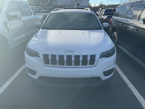 Used 2020 Jeep Cherokee Latitude image 2