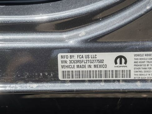 New 2026 RAM 2500 Laramie AWD/4WD image 48