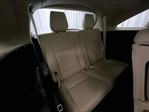 Used 2017 Acura MDX SH-AWD image 17