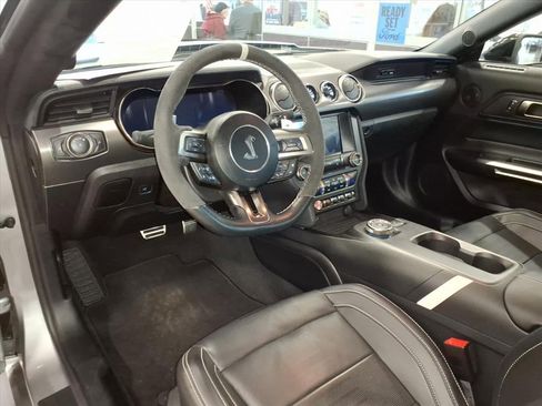 Used 2022 Ford Mustang Shelby GT500 w/ Technology Package image 11