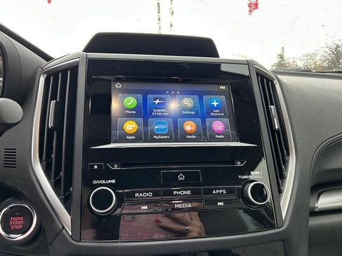 Used 2023 Subaru Forester Premium image 18