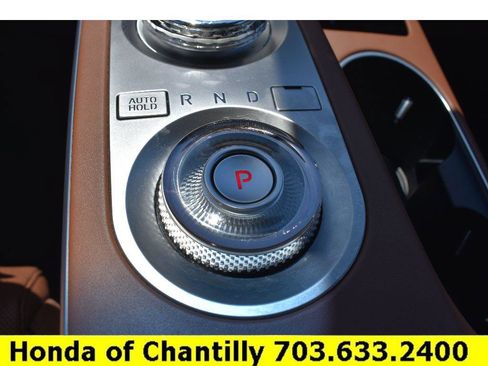 Used 2022 Genesis GV70 2.5T w/ Advanced Package AWD/4WD image 18