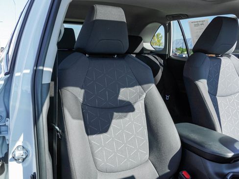 Certified 2025 Toyota RAV4 XLE w/ Convenience Package AWD/4WD image 26