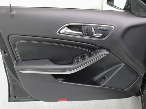 Used 2019 Mercedes-Benz GLA 250 image 37