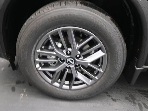 New 2026 Nissan Rogue S image 27