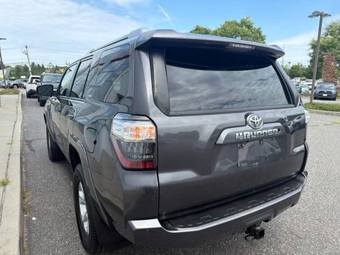 Used 2018 Toyota 4Runner SR5 Premium AWD/4WD image 5