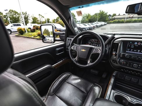 Used 2019 Chevrolet Silverado 3500 High Country AWD/4WD image 32