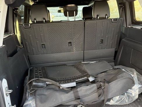Used 2023 Ford Bronco Wildtrak image 24