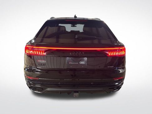 Used 2022 Audi Q8 Prestige AWD/4WD image 4