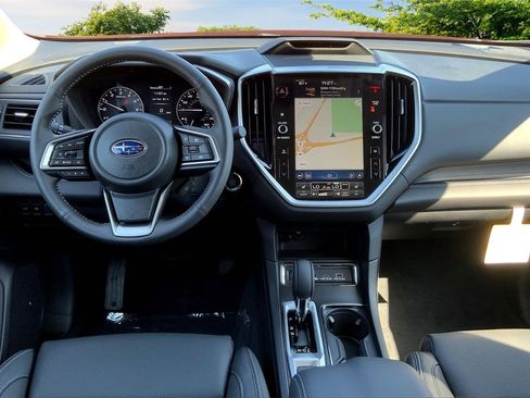 New 2025 Subaru Ascent Limited image 5