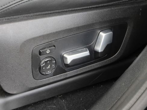 Used 2021 BMW X4 M40i image 33