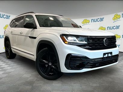 Used 2023 Volkswagen Atlas SEL R-Line