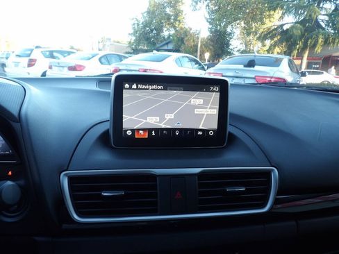 Used 2014 MAZDA MAZDA3 i Grand Touring FWD image 7