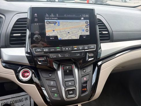 Used 2023 Honda Odyssey Touring image 25